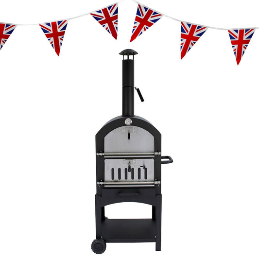 Outdoor Pizza Oven, Peel & Union Jack Bunting