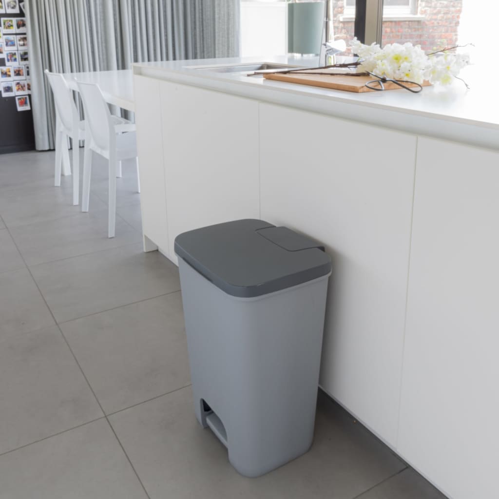 Curver Pedal Bin Essentials 40L Light Grey