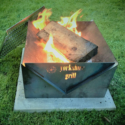 Yorkshire Grill Garden Firepit & BBQ