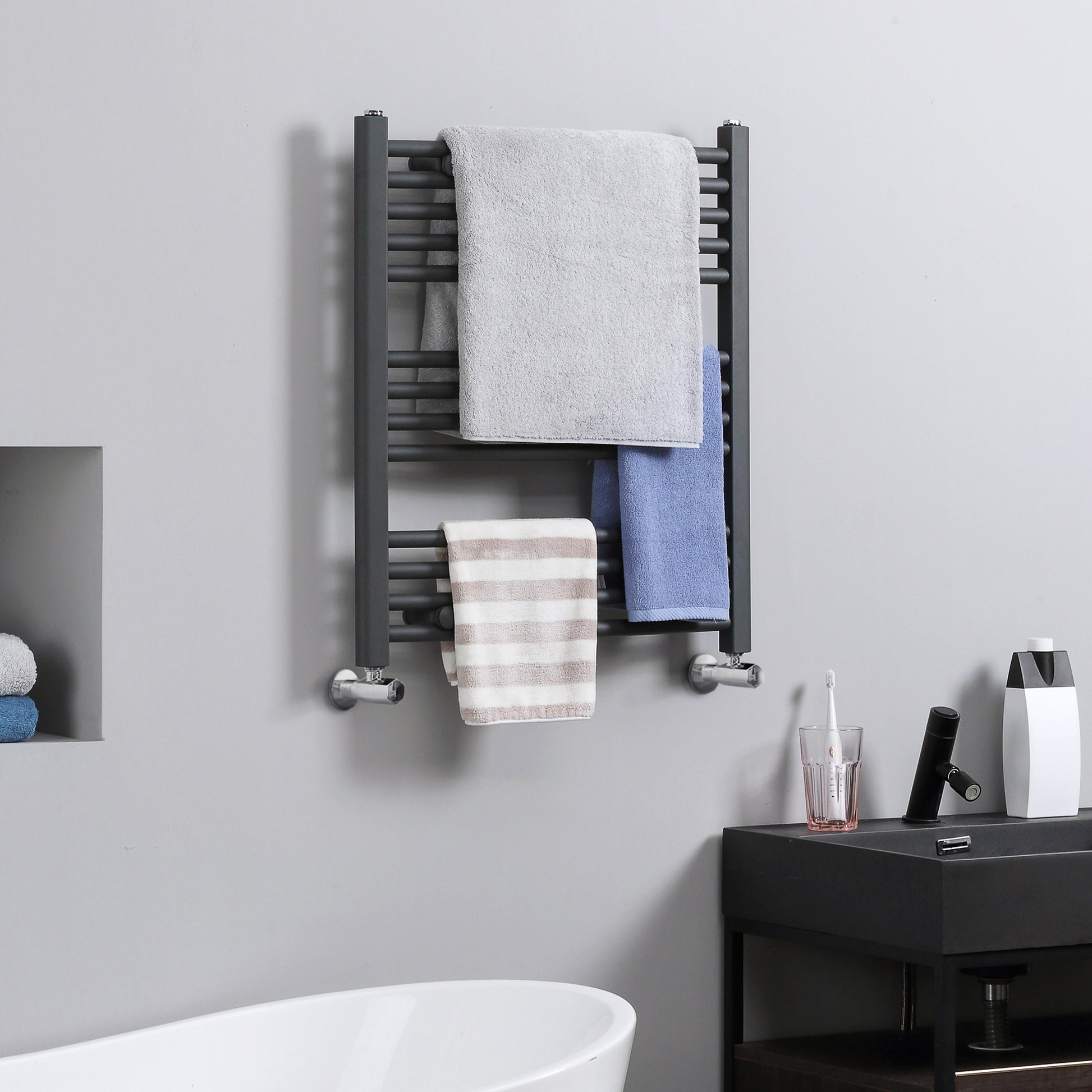 Homcom Curved Heated Towel Rail