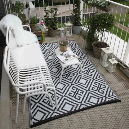 Esschert Design Outdoor Rug 120x186 cm Graphic OC12