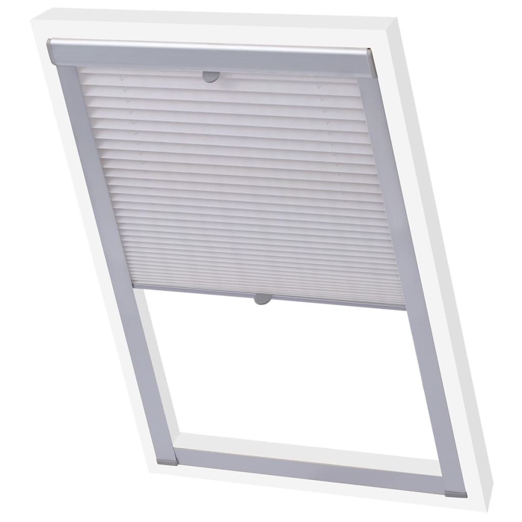 Pleated Blind White CK04