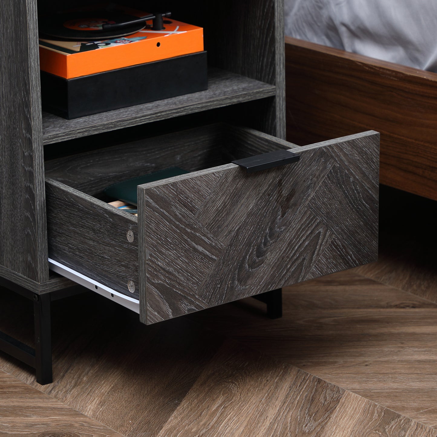 Homcom Bedside Table with Drawer and Shelf