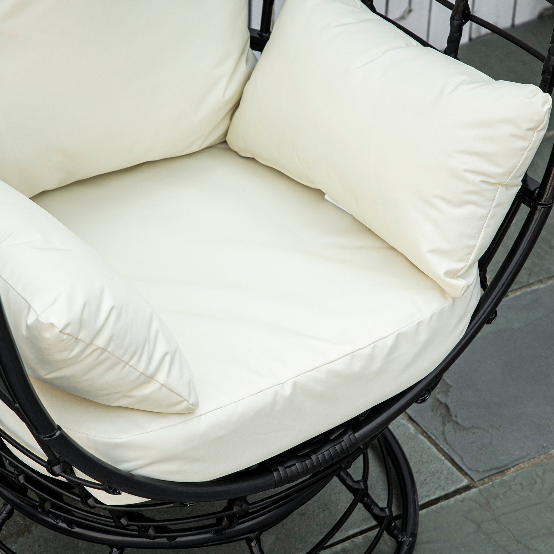 Outsunny Swivel Egg Chair