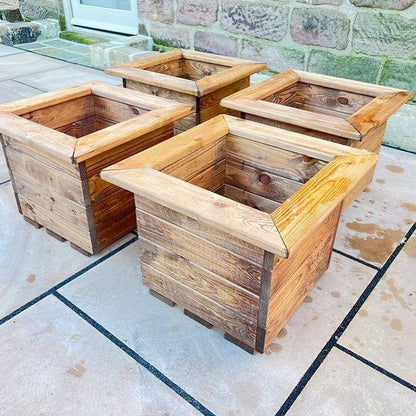 Scandinavian Redwood Garden Planter Set by Charles Taylor