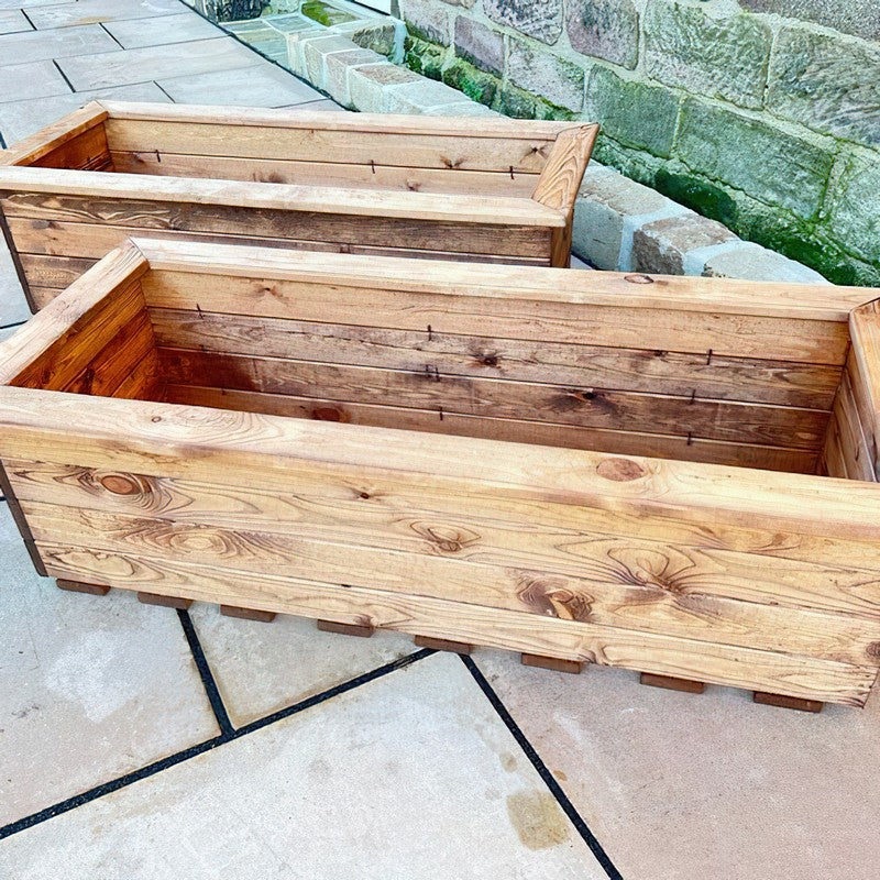 Scandinavian Redwood Garden Planter Set by Charles Taylor