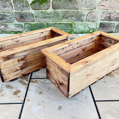 Scandinavian Redwood Garden Planter Set by Charles Taylor