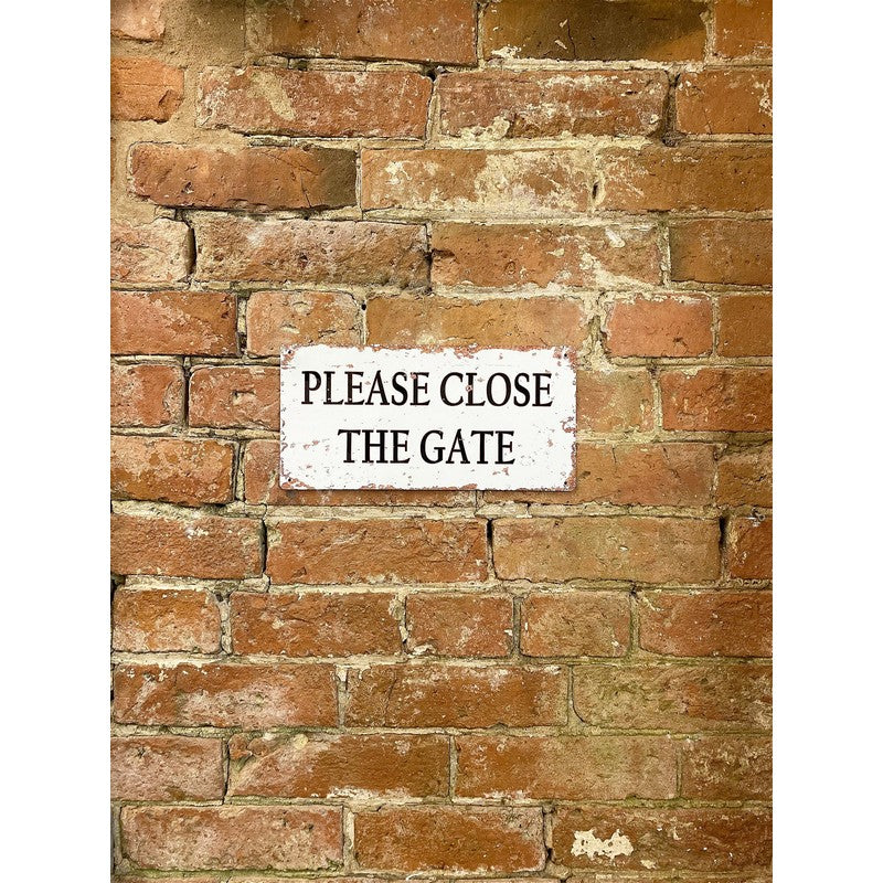 Please Close The Gate Sign Metal Wall Mounted - 30cm