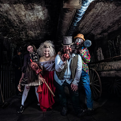 London Bridge and London Tombs - Gift Experience for Two