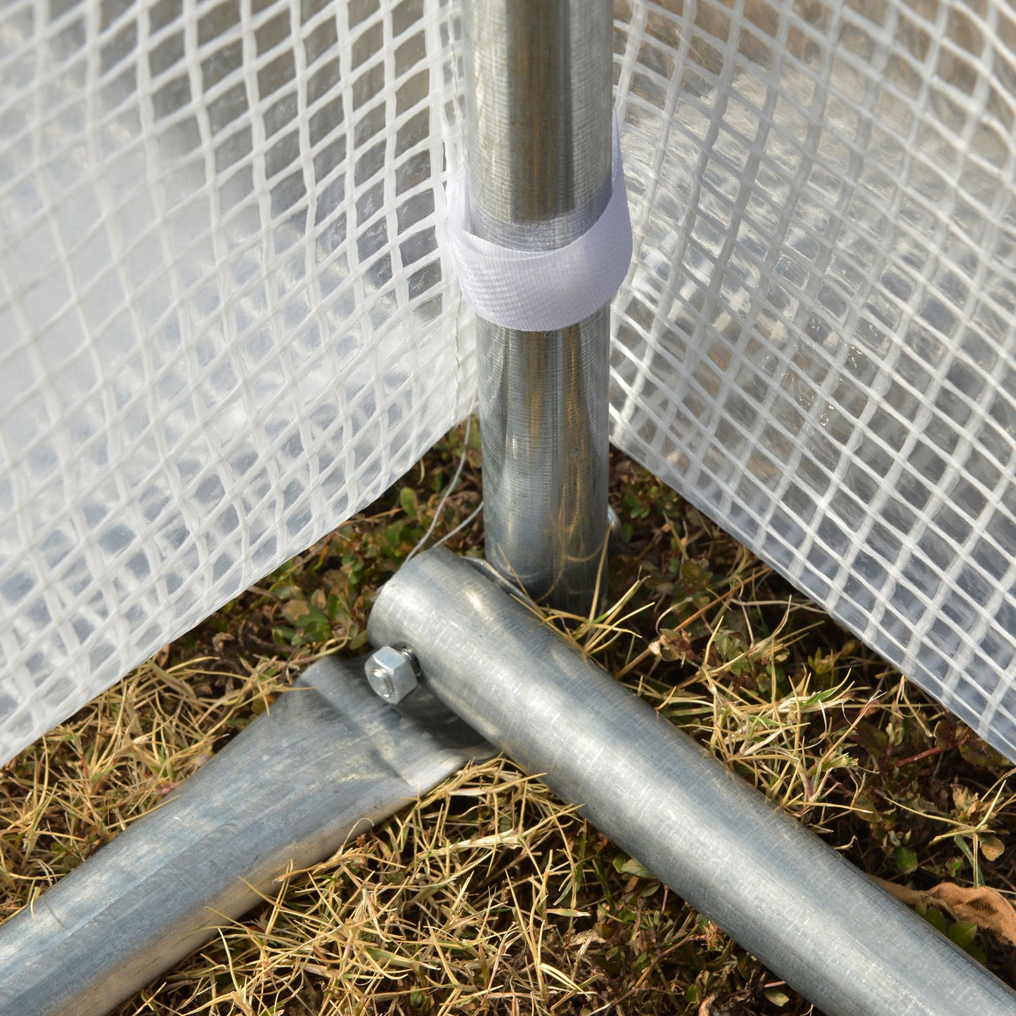 Outsunny 3 X 3 X 2 M Polytunnel Greenhouse