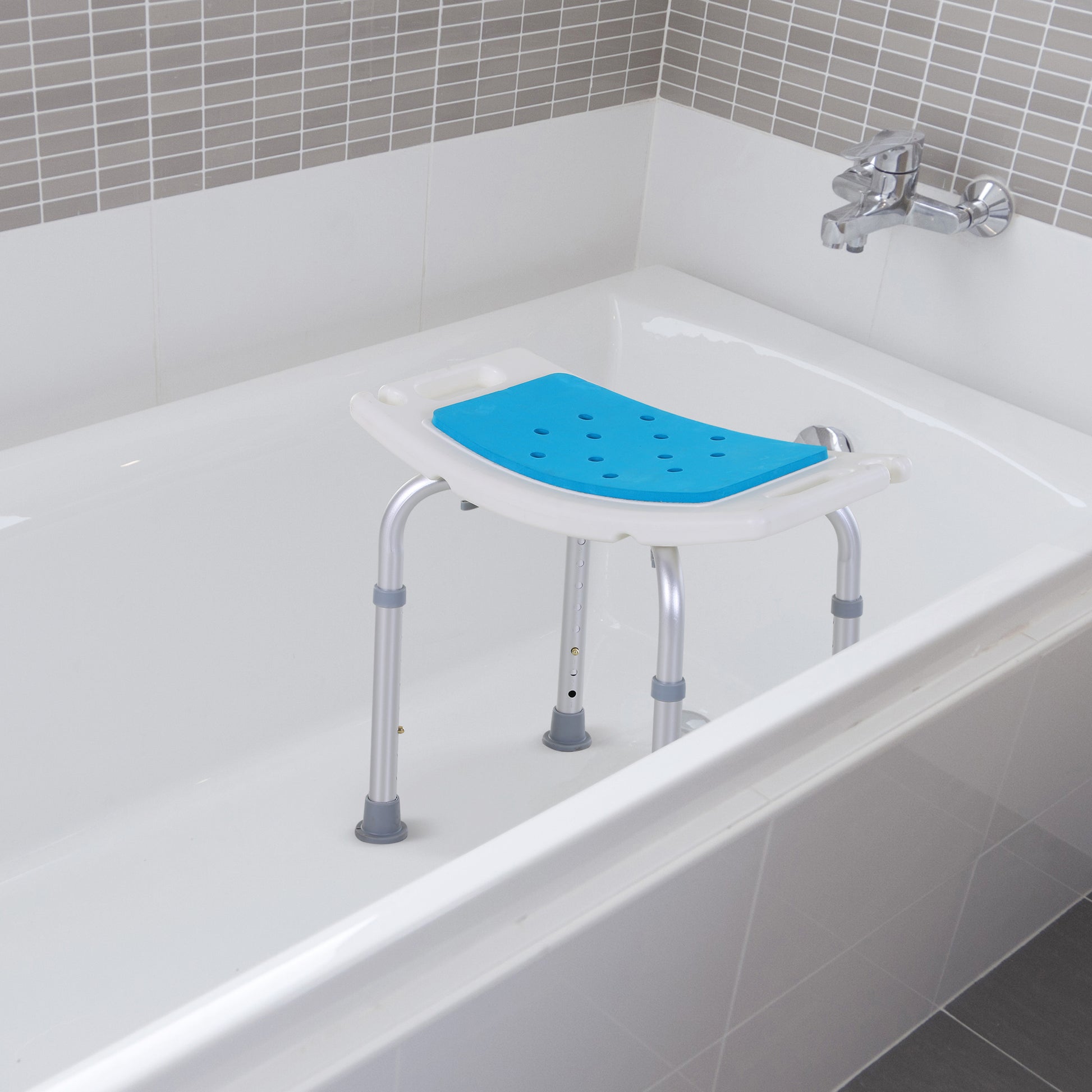 Homcom Aluminium Alloy Six-Level Non-Slip Bathroom Stool