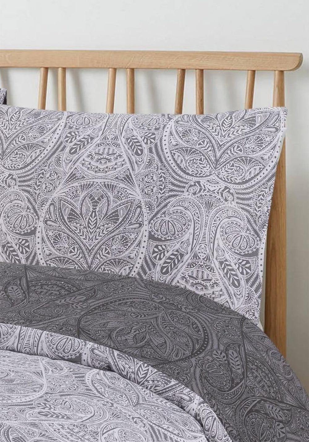 Vantona Paisley Damask Duvet Cover Set