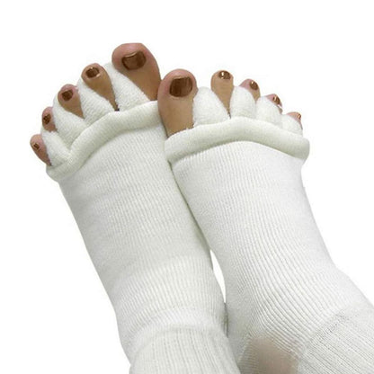 Pair of Foot Alignment Socks Designed to Relieve Foot Pain, White