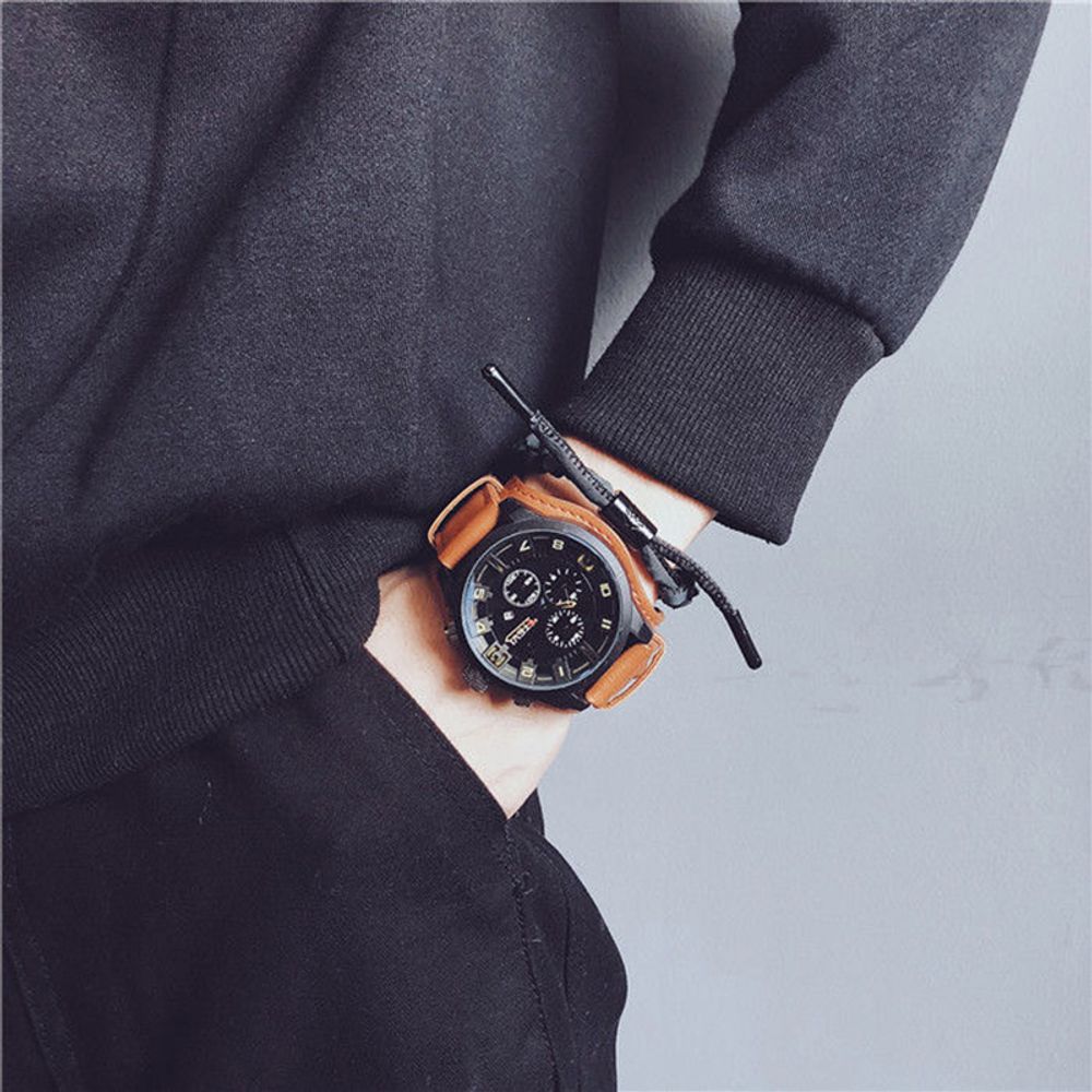 YIKAZE Retro Men's Watches Classic Luxury Business Quartz Watch Fashion Big Dial Leather Strap Date Military Wristwatch for Men