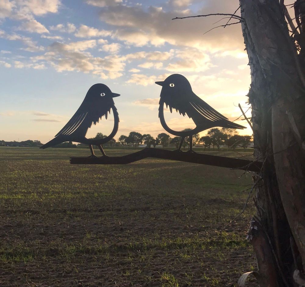 Metal robins on a branch Garden feature , garden sign decoration